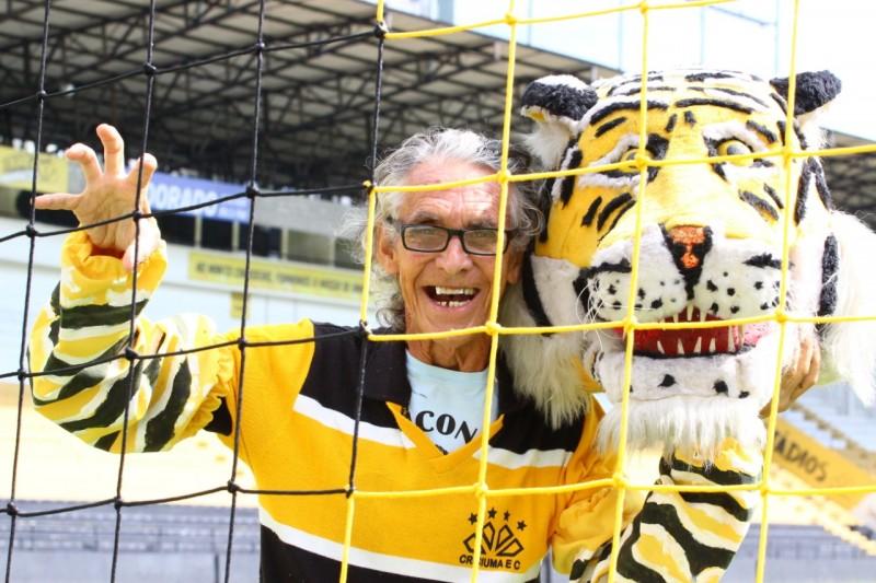 Morre criador do mascote do Criciúma e primeiro a vestir o Tigre