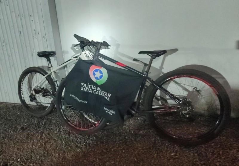 Polícia Militar recupera bicicletas furtadas após denúncia