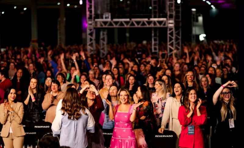 Após reunir mais de sete mil mulheres, conferência da Abba Pai Church tem data definida para 2024