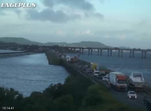 Em Laguna, BR-101 já tem fila de 13 quilômetros