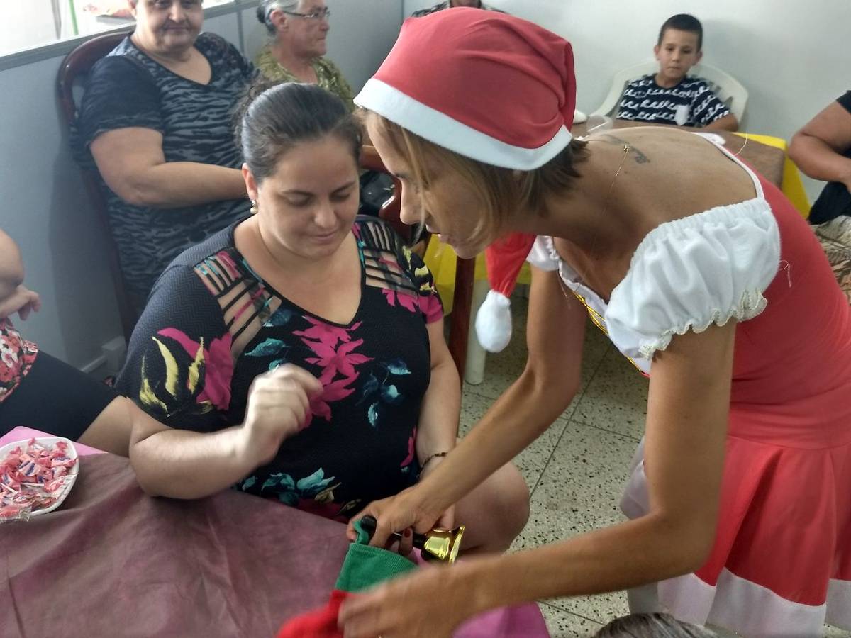 Associação Unidos Contra o Câncer celebra o Natal — foto 5