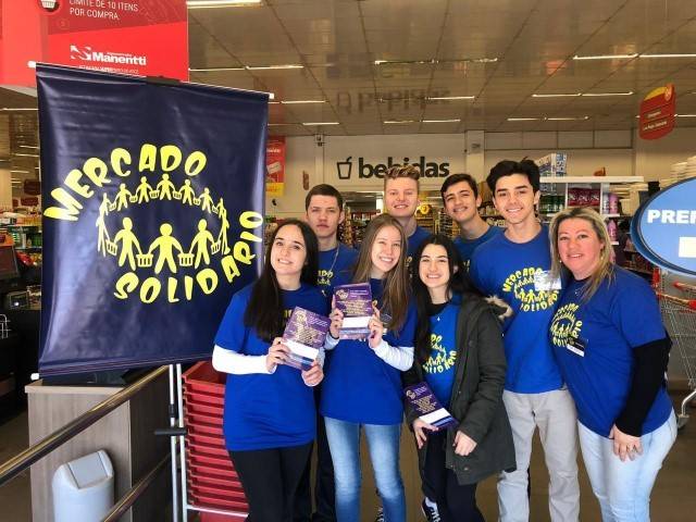 Em um dia de atividades, Mercado Solidário arrecada 10,5 toneladas de doações — foto 2