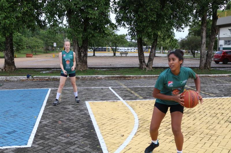 Atletas do basquete feminino de Criciúma na Seleção Catarinense — foto 1