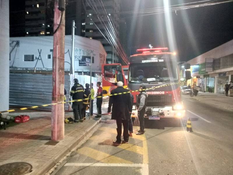 Incêndio atinge brechó no Centro de Criciúma — foto 1