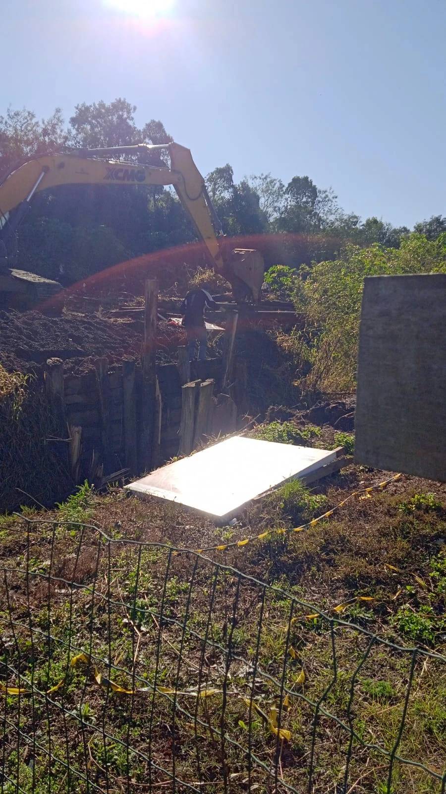 Fotos: vereador pede explicações sobre construção de ponte de madeira em Criciúma — foto 1
