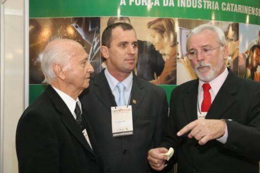 Público surpreende na abertura da Sulmetal — foto 8