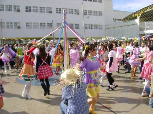 Energia realiza festa junina entre alunos — foto 1