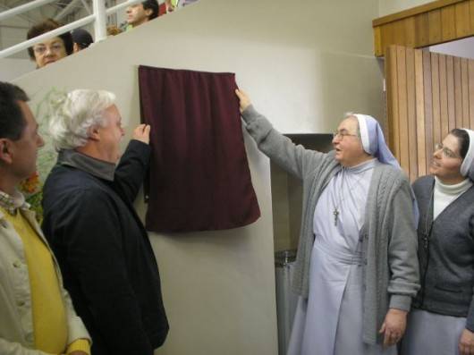 Carisma de Falcão inaugura Poliesportivo — foto 2