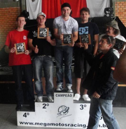 Piloto de Içara conquista 4º lugar em enduro — foto 1