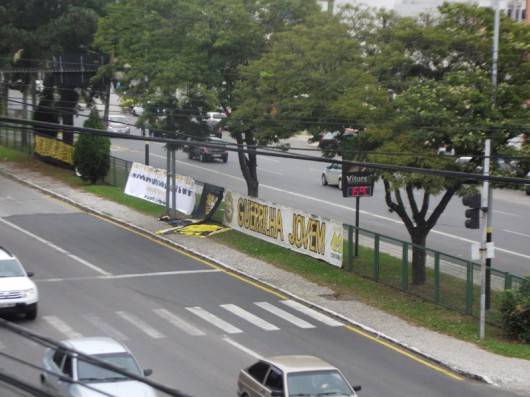 Guerrilha Jovem promete bandeirão no Majestoso — foto 2