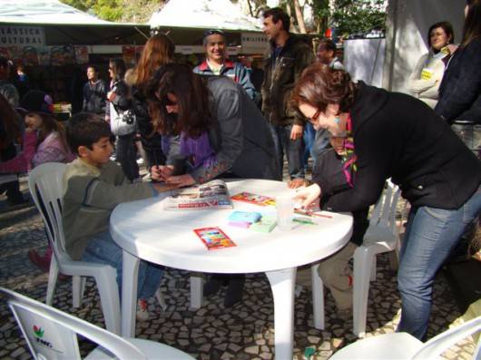 Paixão pelos livros ao ar livre — foto 1
